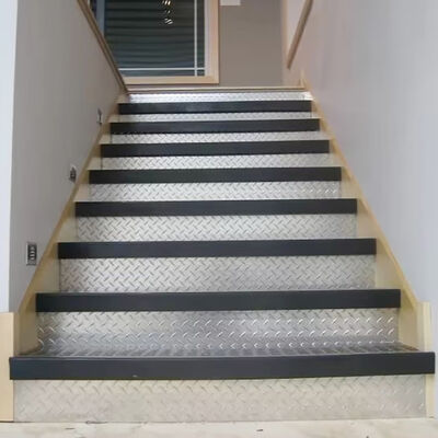 ورق آلومینیوم برجسته 5052 4x8 صفحه الماسی آلومینیومی 5754 100 میلی‌متر 1600 میلی‌متر